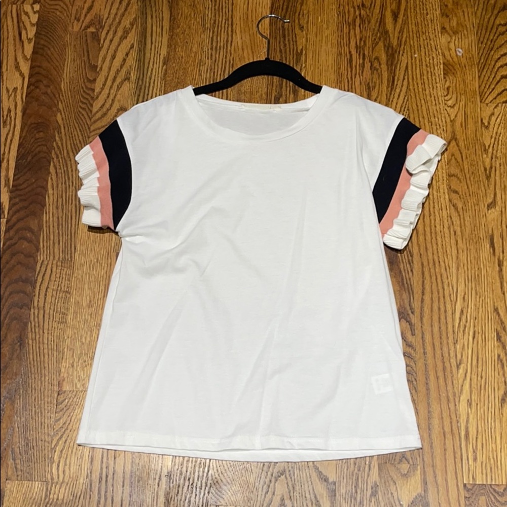 NWOT Ellison tee